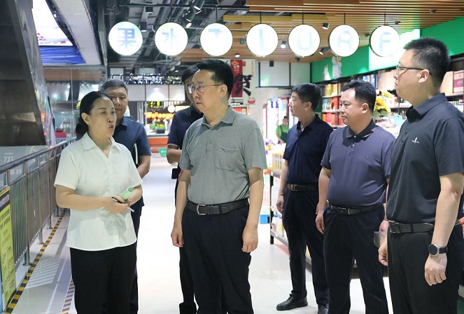 王彦芳调研夏季食品安全工作
