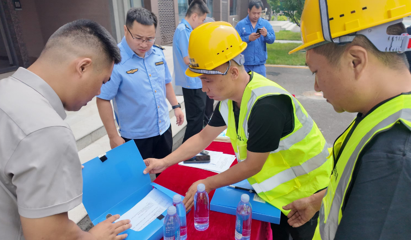 赵县举办电梯使用标准观摩会暨应急救援演练培训活动